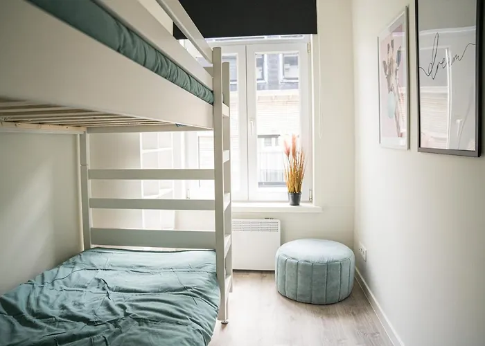 Etage 2 - Appartement In Centrum, 300M Van Zee En Gratis Parking