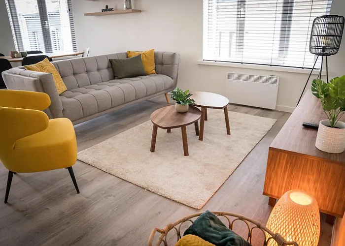 Etage 2 - Appartement In Centrum, 300M Van Zee En Gratis Parking