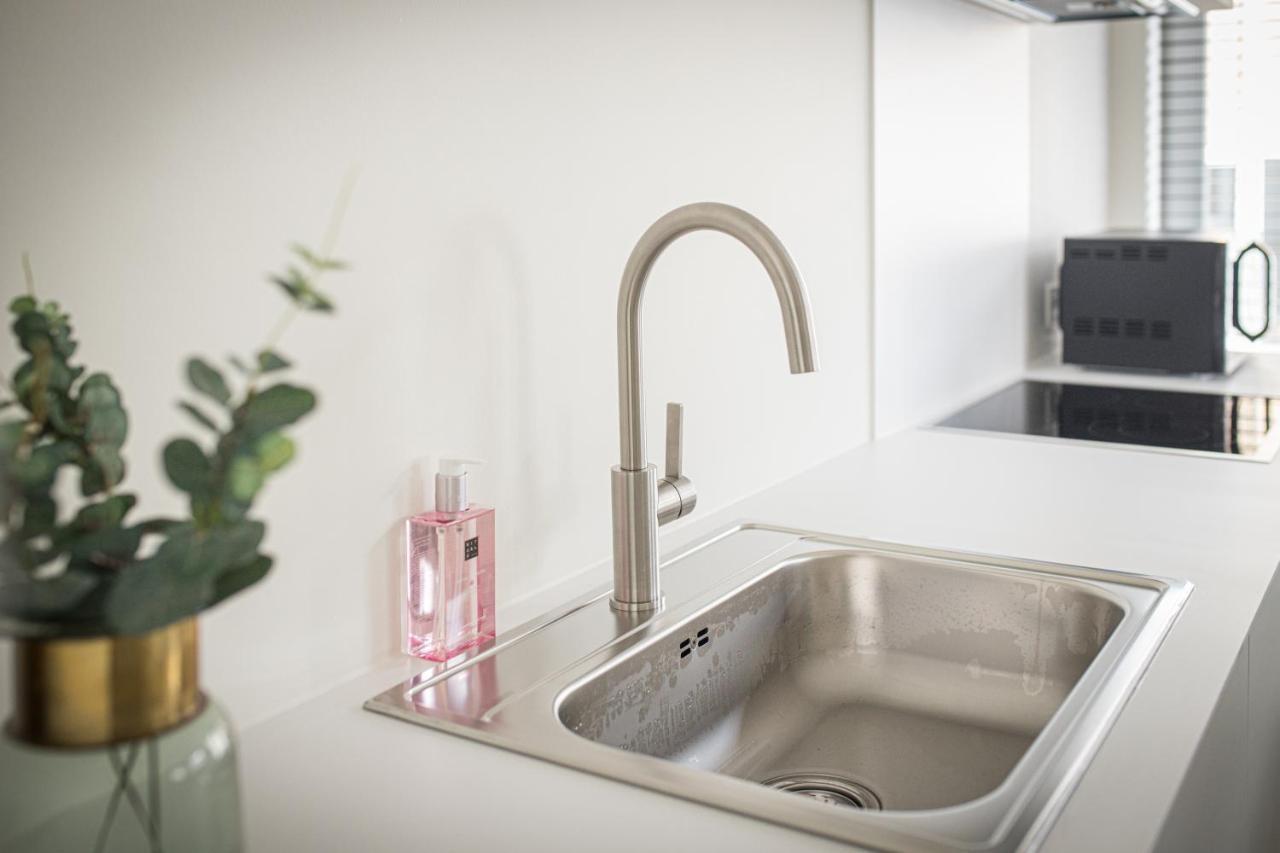 Etage 2 - In Centrum, 300m Zee En Gratis Parking Apartment